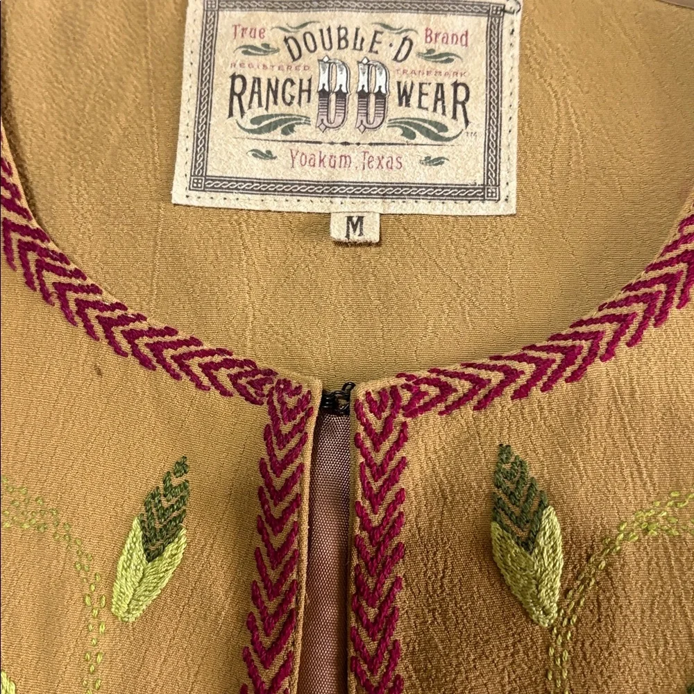 Double D Ranch Vintage Tan Vest with Embroidery; Size M - Picture 3 of 14